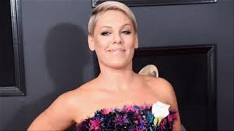 No programa de Ellen DeGeneres, ela contou que clipe de nova música será gravado na semana que vem