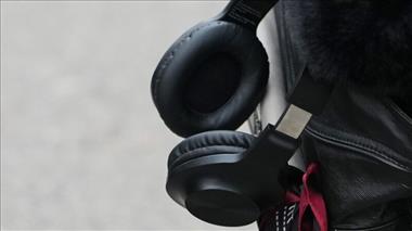 Fones de ouvido são retirados de venda na Europa após detecção de substâncias químicas nocivas